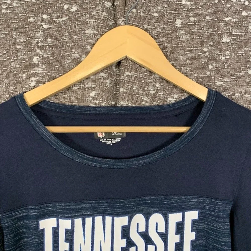 NFL Team Apparel Tennessee Titans Long Sleeve Shirt Blue Logo Women's Medium